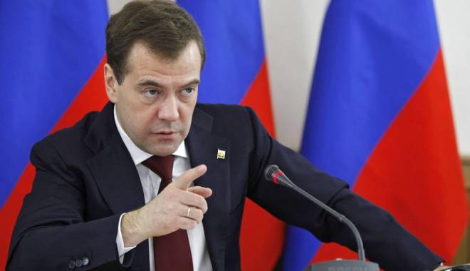Dmitri Medvedev: O intervenție terestră a coaliției occidentale în Siria riscă să declanșeze un nou război mondial - dmitrimedvedev-1455291761.jpg
