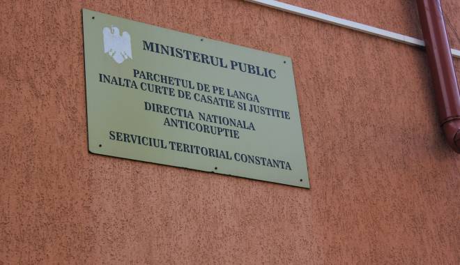 Avocat din Constanța reținut de DNA - dnaconstanta4-1453130343.jpg
