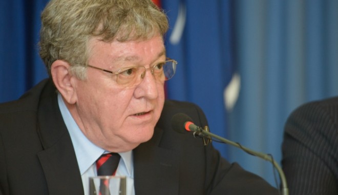 Ministrul Dobrițoiu, prezent la Reuniunea anuală a Miniștrilor Apărării din Europa de Sud-Est - dobritoiu-1349168989.jpg