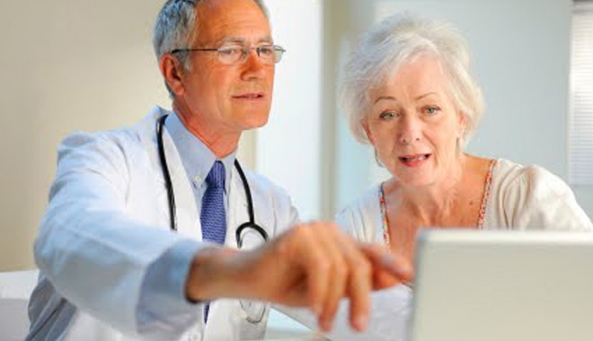 Cancerul tiroidian, lovește din ce în ce mai multe femei - doctor-1368009623.jpg