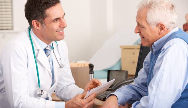 Ce tratament poate reduce apariția cancerului - doctorandpatientart6b7bbfdda5c09-1420712467.jpg
