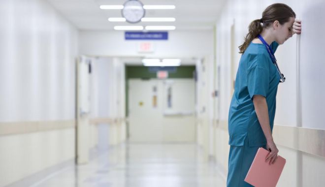 Federaţia „Solidaritatea Sanitară” îşi cere drepturile - doctorstress-1639301823.jpg