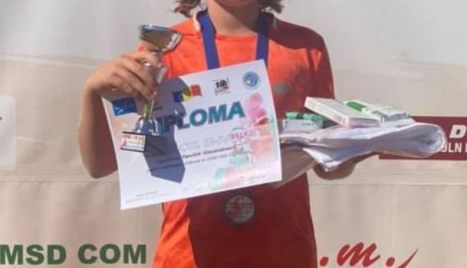 Doi jucători de tenis de la LPS Constanţa,  la Selecţia Naţională - doi-1603810329.jpg