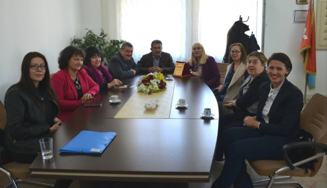 Doi ani de parteneriat cu o școală din Turcia - doianideparteneriat-1479747135.jpg