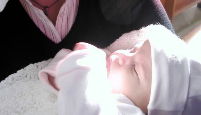 Doi copii aflați în asistență maternală, botezați  la Cumpăna - doicopiiaflatiinasistenta-1417020916.jpg
