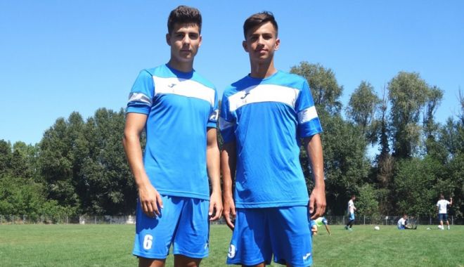 Doi juniori din Academia FC Farul se pregătesc cu echipa mare - doijuniori-1596547952.jpg