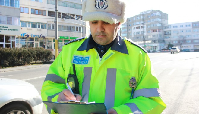 Doi morți și 29 de răniți,  pe drumurile din Constanța - doimortisi29deraniti-1394474735.jpg