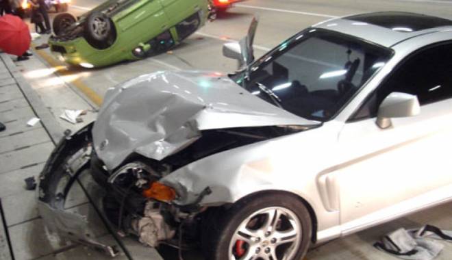 Doi morți și zeci de răniți într-un accident în lanț cu 100 de vehicule, în Coreea de Sud - doimortisizecideraniti-1423662927.jpg