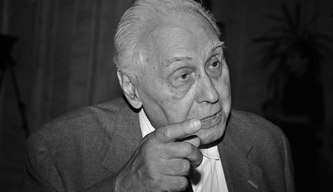 DOLIU ÎN PNL. Sicriul cu trupul neînsuflețit al lui Radu Câmpeanu, depus la Senat - doliu7-1477210396.jpg