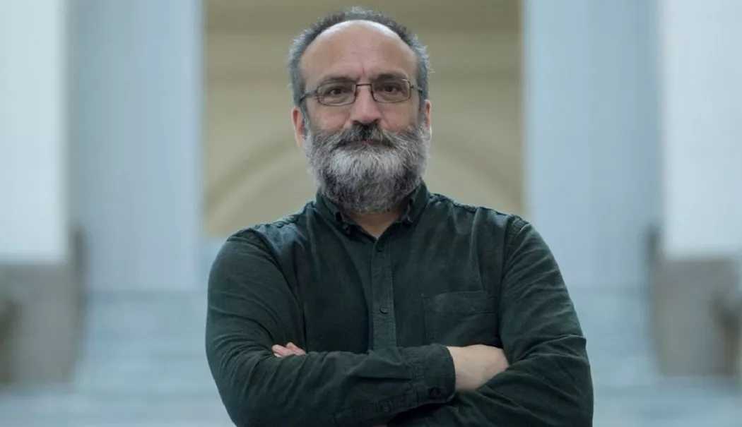 Doliu în lumea presei. A murit jurnalistul Victor Kapra - doliuinlumeapreseiamuritjurnalis-1770283667.webp