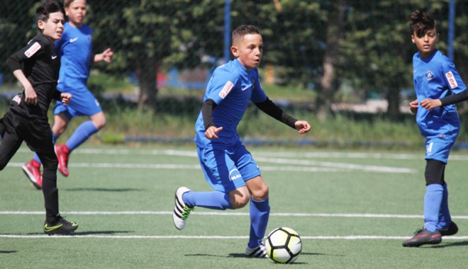 Dolphin Cup, gata  de startul ediției a V-a - dolphinc-1495124369.jpg