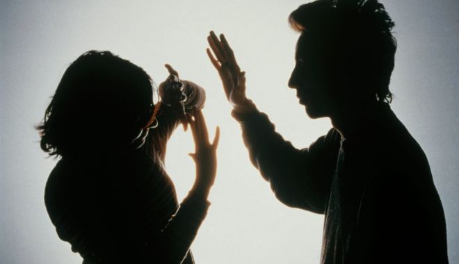 Izolarea la domiciliu poate duce la creșterea numărului cazurilor de violență domestică - domesticviolencescaled-1585234420.jpg