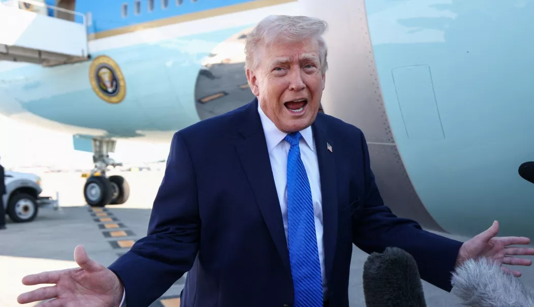 Donald Trump afirmă că o schimbare de regim este în curs în Iran - donald-1774348213.webp