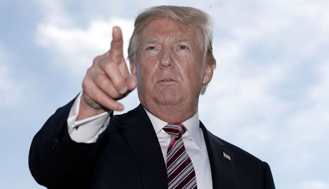 Trump anunță că Phenianul i-a eliberat pe cei trei 