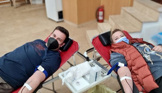 Donaţi sânge! Ajutaţi-vă semenii aflaţi pe paturile de spital!