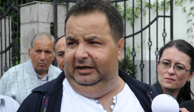 Dorin Cioaba îndeamnă romii din SUA să voteze cu Hillary Clinton - dorincioaba-1458561898.jpg