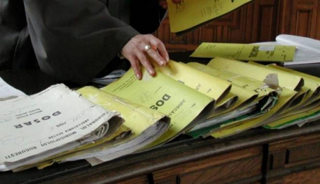 ÎNCĂ UN DOSAR PENAL! DEPUTAT URMĂRIT DE DNA - dosarepenalepsnewsro-1448541994.jpg