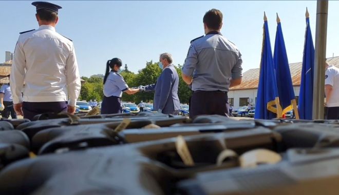 Primele pistoale Beretta au ajuns la polițiști. 