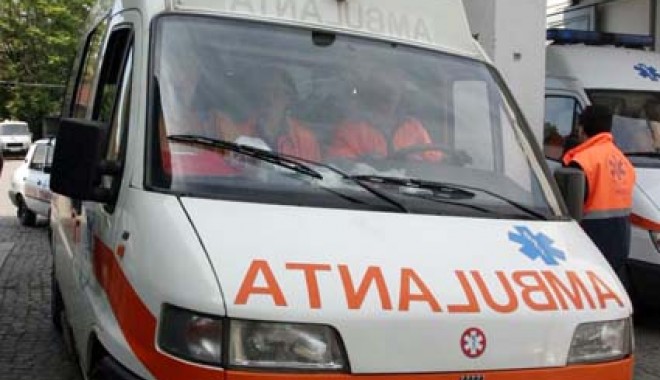 Două accidente în 20 de minute.  Trei persoane rănite - douaaccidentein20minute-1406049626.jpg