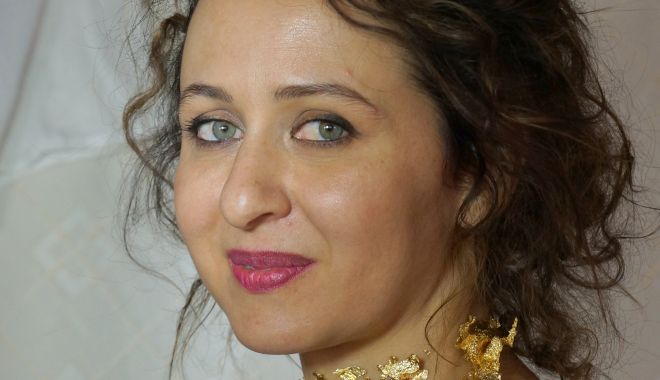 Două artiste din Constanța expun la Chișinău - douaartiste-1556122364.jpg