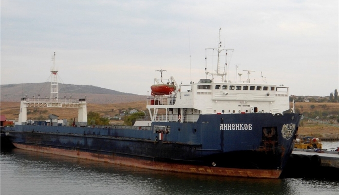 Două ferry-boat-uri s-au ciocnit în portul Kavkaz - douaferryboaturisauciocnit-1483354648.jpg