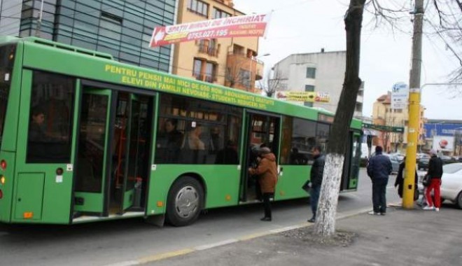 Traseul autobuzului 3 din Palazu Mare, scurtat începând de luni, 16 aprilie - doualiniinoideautobuzinconstanta-1365768726.jpg
