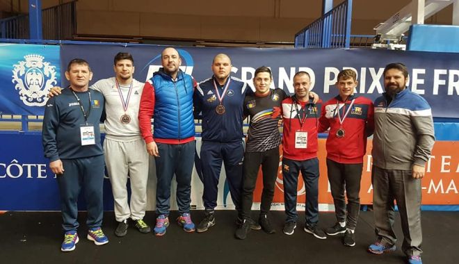 Două medalii pentru luptătorii constănțeni, la Grand Prix-ul de la Nisa - douamedalii-1549313086.jpg