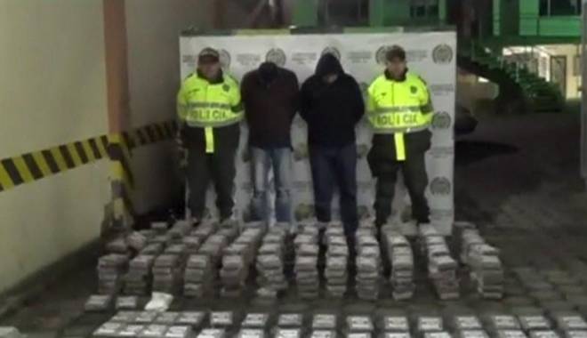Suporteri de fotbal, prinși cu jumătate de tonă de cocaină. Unde au ascuns drogurile - download-1447141604.jpg