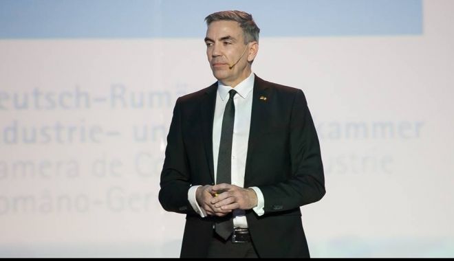 Previziuni şi măsuri concrete pentru redresarea turismului românesc - dragosanastasiu6785940379975700-1604946086.jpg