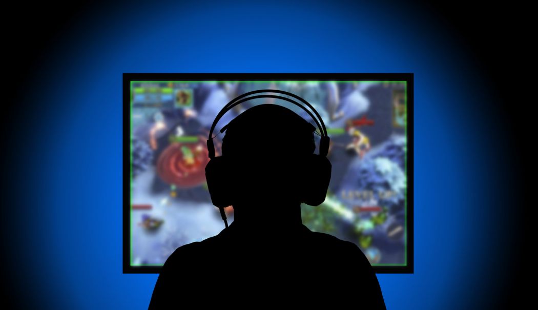 Copiii, șantajați online să ucidă pentru bani. Mafia îi racolează din chat-urile de jocuri video - dreamstimel123528602scaled-1763728612.jpg