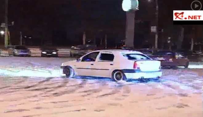 DRIFTURI PE ZĂPADĂ, ÎN STAȚIUNEA MAMAIA / VIDEO - drift-1359280759.jpg
