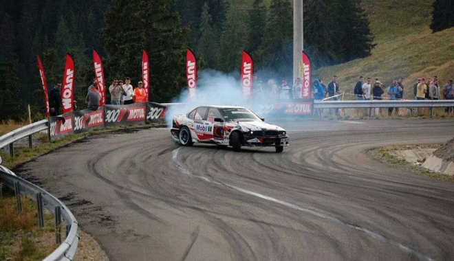Campionatul Național  de drifturi ajunge la Constanța - driftrazvanlknfratianu-1470754741.jpg