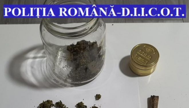 VIDEO: Percheziții la o grupare specializată în trafic de droguri. - drog-1643902610.jpg