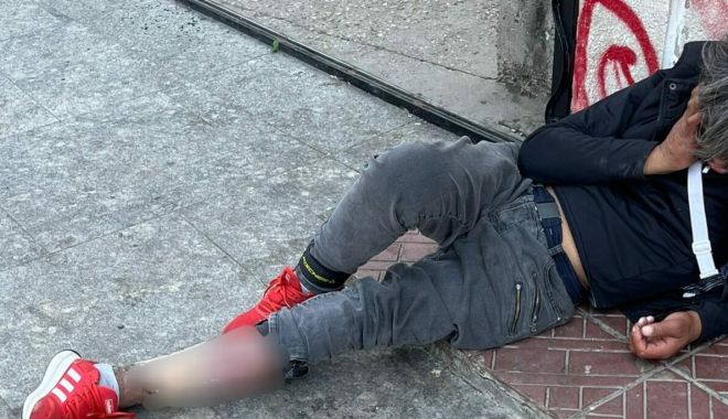 Exasperați de consumatorii de droguri: “Sparg uși, interfoane, au ajuns să își pună corturi”