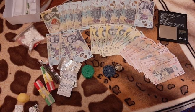 Anchetă de amploare! Dealerii din Giurgiu și București se aprovizionau cu droguri din Constanța - drogurisursadiicot-1581870275.jpg