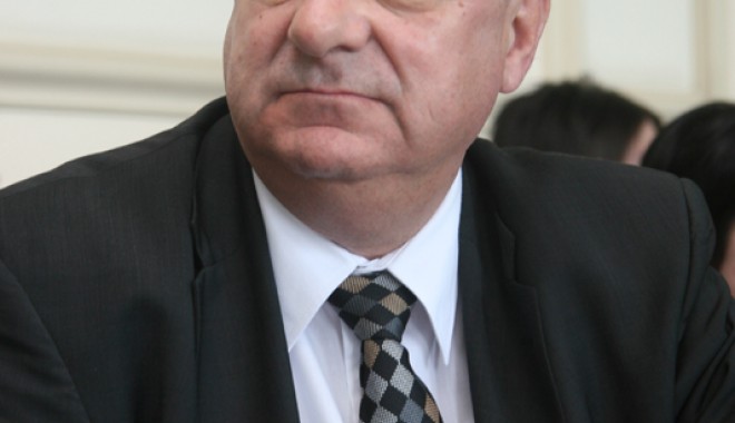 Constănțencele cu HIV, ajutate să nască bebeluși sănătoși - drsorinruginahiv-1366648603.jpg