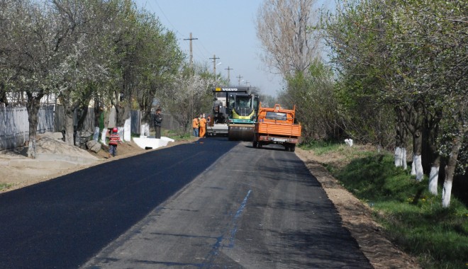 CNADNR a fost trecută în subordinea lui Șova, ministerul se va ocupa doar de drumurile naționale - drum-1357750958.jpg