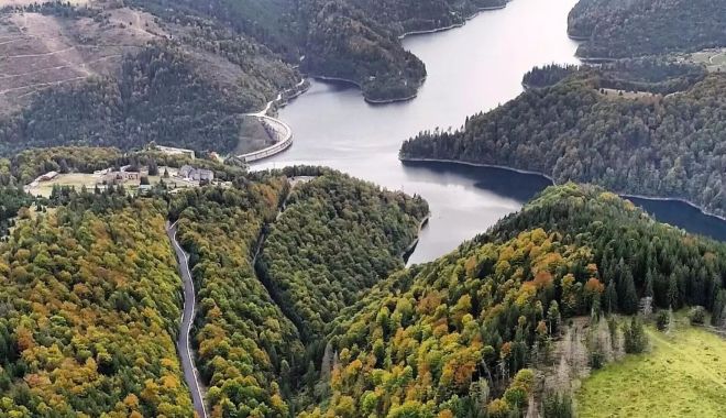 Drumul Apusenilor a fost inaugurat luni. Vrea să concureze cu Transfăgărăşan şi Transalpina - drum-1698673376.jpg