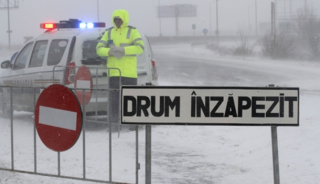 CONSTANȚA. Ce drumuri rămân în continuare închise - druminzapezit-1483856768.jpg