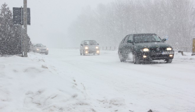 Cum să procedați dacă rămâneți înzăpeziți - drumuriinzapeziteninsoare23-1328206981.jpg