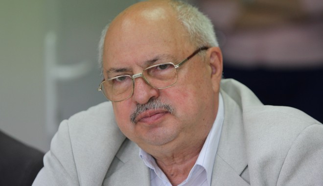 Dr. Vasile Sârbu își continuă activitatea și la spitalul Mangalia - drvasilesarbu7-1378121871.jpg