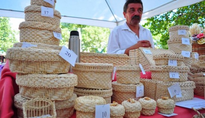 Meșteri populari din toate colțurile țării vă așteaptă în Mamaia - dsc0155-1313578307.jpg