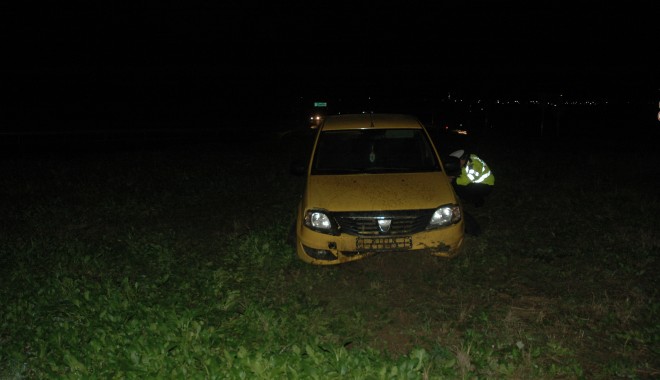 A intrat cu mașina în sensul giratoriu de la Agigea.  Șoferul a fost transportat la spital - dsc0227-1385368305.jpg