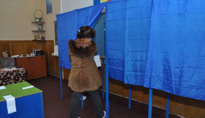 EXIT-POLL, ora 13,00. Cum au votat românii. PONTA conduce detașat - dsc0272-1414938392.jpg