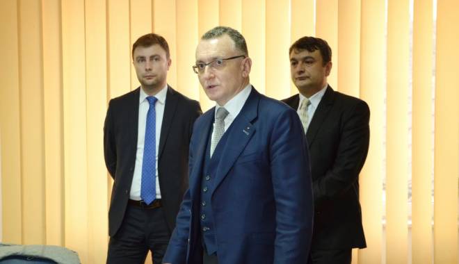 Ministrul Educației, interpelat de Asociația Elevilor constănțeni - dsc0295-1425639931.jpg