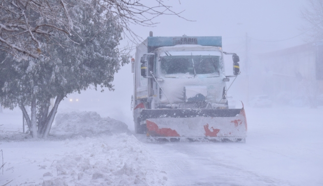 Fenomene extreme la Constanța / 'DUPĂ MIEZUL NOPȚII VA PLOUA CU GHEAȚĂ. NU IEȘIȚI DIN LOCALITĂȚI' - dsc0649-1484042668.jpg