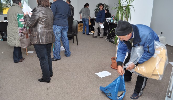 Referendumul a picat, liberalii se felicită pentru succes - dsc0702-1320760928.jpg