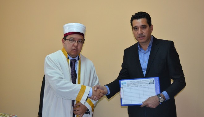 Muftiul Iusuf Muurat s-a alăturat proiectului inițiat de Gigi Chiru - dsc1658-1338200193.jpg