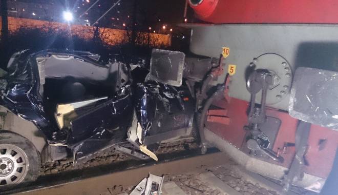 UPDATE. Autoturism LOVIT DE TREN în zona Pod Butelii / GALERIE FOTO - dsc2789-1426275458.jpg