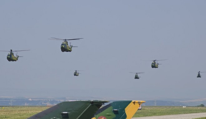Ziua Aviației Române și a Forțelor Aeriene, sărbătorită la Constanța - dsc6183-1374065685.jpg